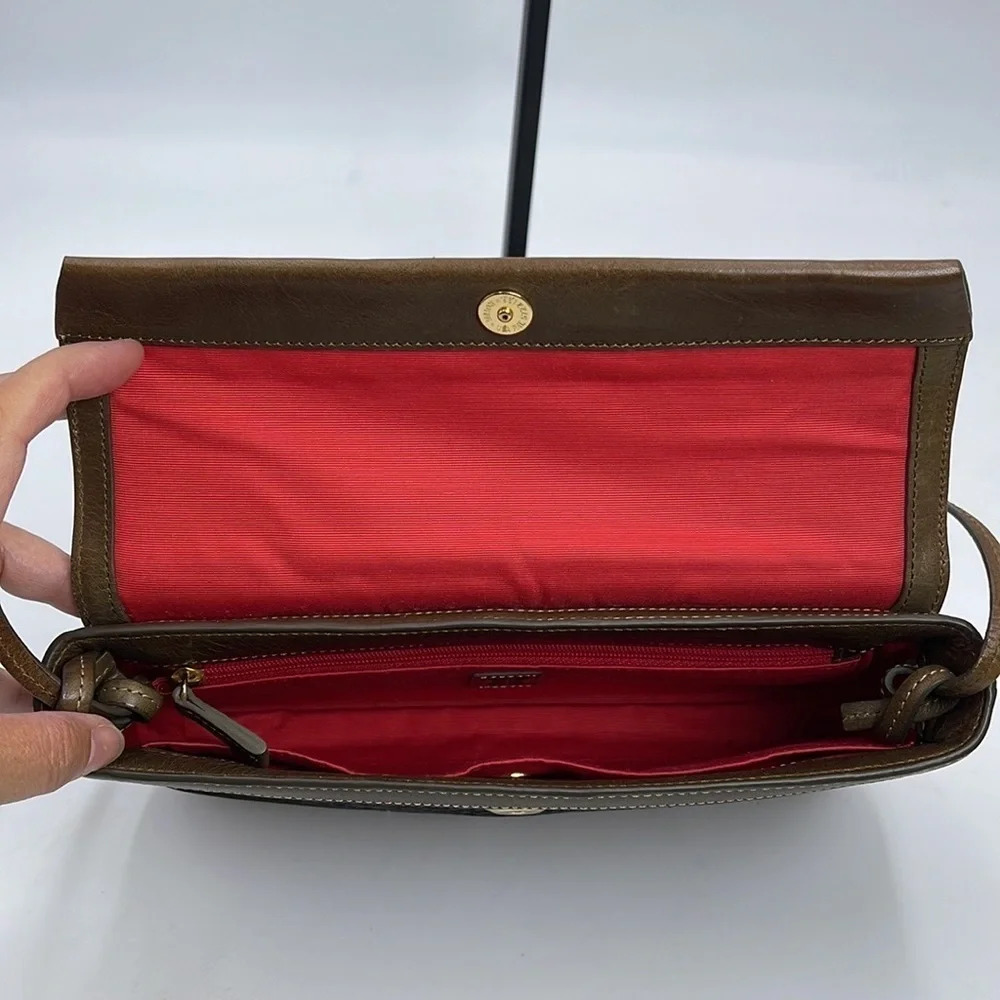 Tusk Shoulder Bag - Picture 3 of 7